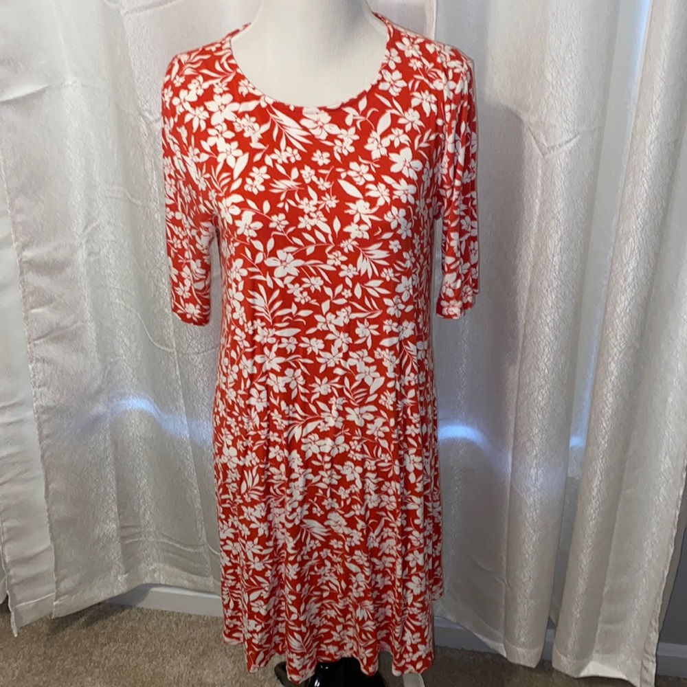 Old navy floral dress ❤️